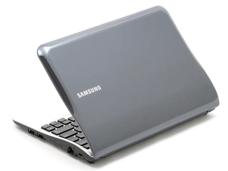 Установка шлейфа дисплея Samsung NF310-A03